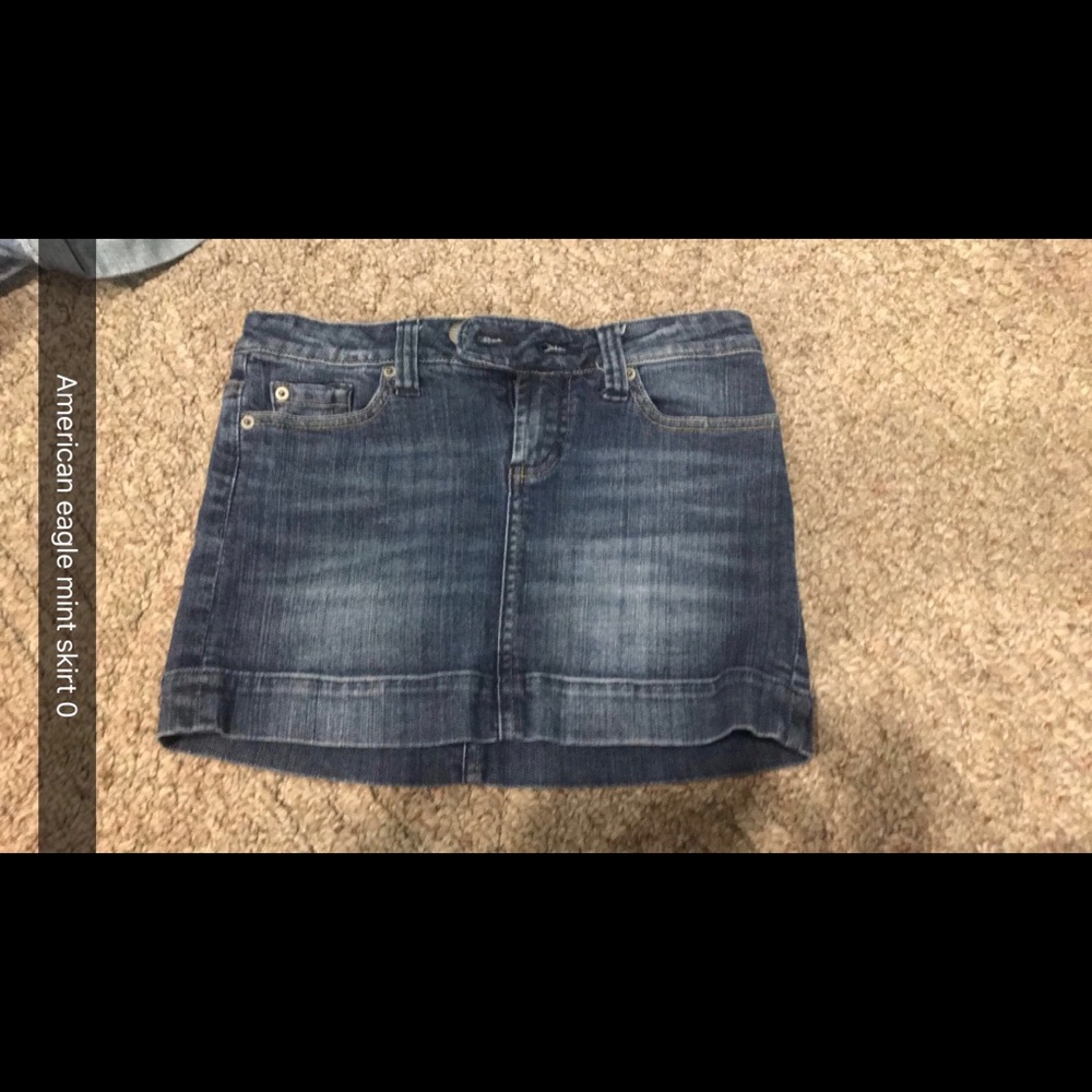 American Eagle mini skirt